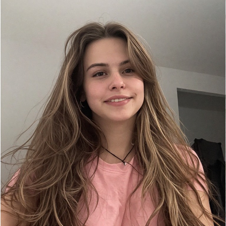 Elena Sterling
